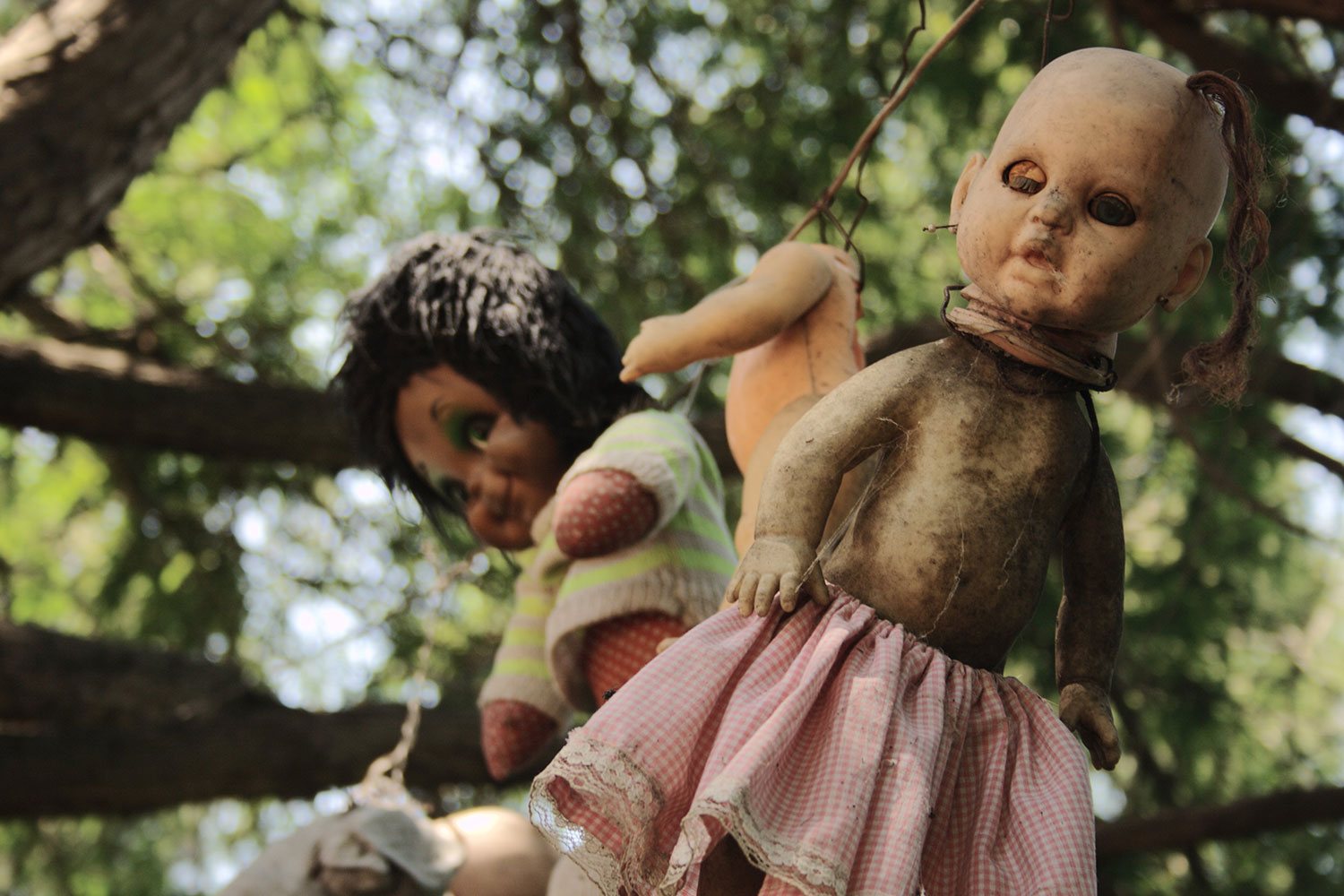 Creepiest places: Island of the Dolls 